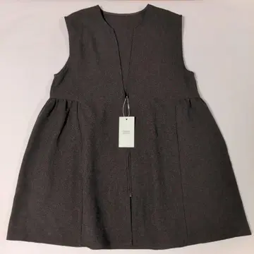 LOWRYS FARM 홉색 베스트