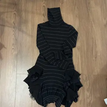 sacai 변형 도킹 니트 원피스 보더