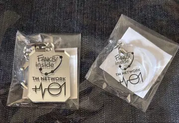 tm network 타워 레코드 키링 2종