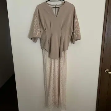 CLANE EMBROIDERYLACEDOCKINGONEPIECE