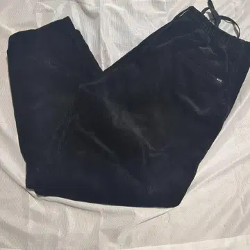 HUF 블랙 코듀로이 팬츠 L 사이즈