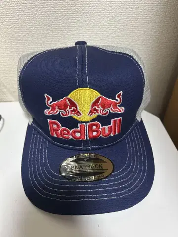 Red Bull 스냅백 캡 네이비 미사용
