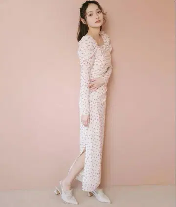 플라워 프린트 긴팔 롱 원피스 코코딜