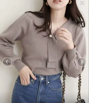 내추럴 꾸뛰르 펄 장식 보타이 니트