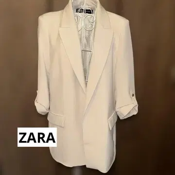 [ ZARA ] 화이트 테일러드 자켓