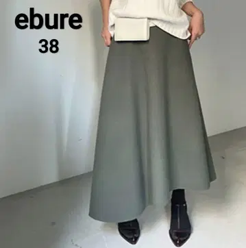 ebure 에부르 럭스 멜톤 트라페즈 플레어 스커트