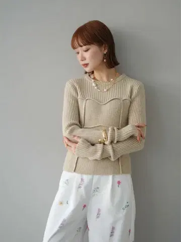디자인 리브 니트탑 베이지 아이보리 lumier 니트
