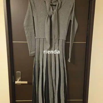 rienda 리본 포함 스트라이프 롱 드레스
