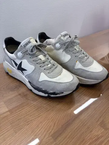 GOLDEN GOOSE 러닝 41 골든구스
