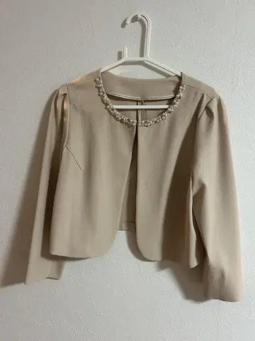 포멀 노카라 볼레로 숏 기장 (베이지)