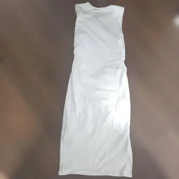 Lululemon 화이트 슬리브리스 원피스