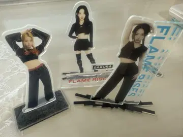 르세라핌 아크릴 스탠드 3개