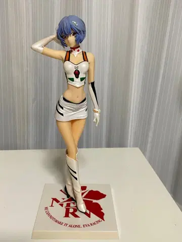 레이 피규어 NERV 로고 포함