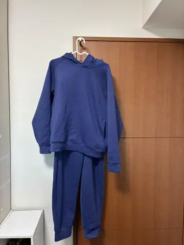 UNIQLO 맨투맨 셋업