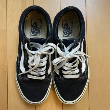Vans 울트라크러쉬 블랙/화이트 스니커즈