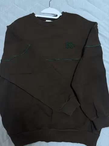 브라운 크루넥 트레이닝복 K's
