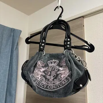 JUICY COUTURE 그레이 블랙 핸드백