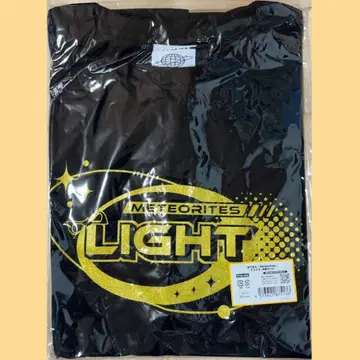 메테오라 FIRST 1MPACT 글리터 로고 T셔츠 아케루 라이토
