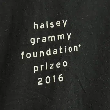 Halsey, 홀지, 그래미 뮤지엄 출연 기념 T셔츠