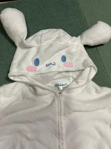 시나몬 롤 후드 부착 룸웨어