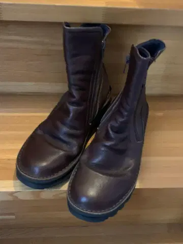 소가죽 브라운 계열 부츠