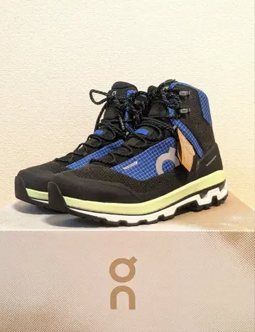 ON Cloudalpine Waterproof 트레킹 슈즈 26.5