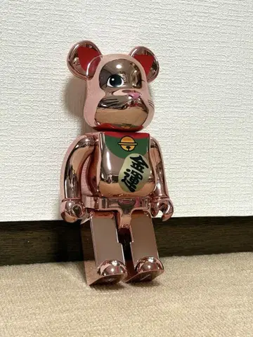 베어브릭 금전운 로즈 골드