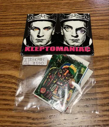 KLEPTOMANIAC 스티커 세트 K-BOMB black smoker