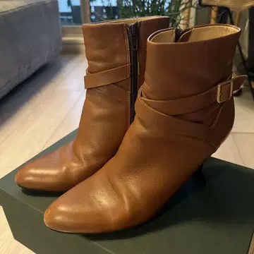 펠리코 숏부츠