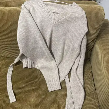 PONPON Cutting V knit beige
