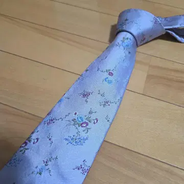 [ 새상품급 ] 폴스미스 넥타이 꽃무늬 플라워 자수 결혼식