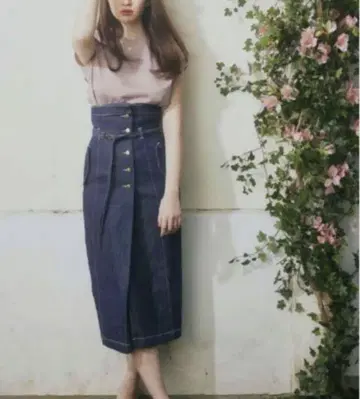 Herlipto 데님 타이트 스커트 S 사이즈 벨트 포함