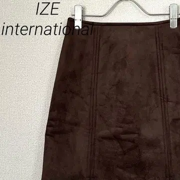 IZE international 미니 스커트 사다리꼴 벨로아 소재 속기모