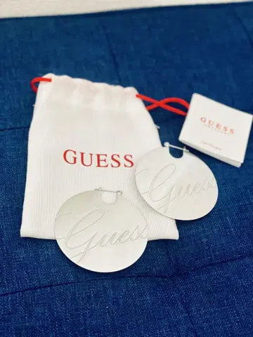 GUESS 실버 라운드 귀걸이