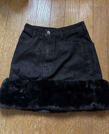 GRL 블랙 데님 퍼 미니 스커트