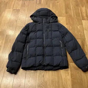 BEAMS 네이비 다운 자켓 후드 부착
