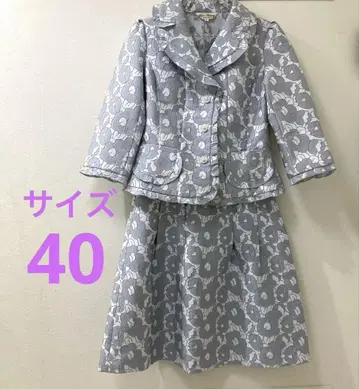 새상품급 슈퍼 뷰티 자켓 스커트 셋업 40 그레이 꽃무늬