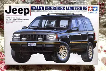 TAMIYA GRAND CHEROKEE LIMITED V8