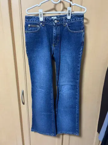 Calvin Klein Jeans 부츠컷 데님 플레어 데님