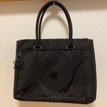 새상품급 Kipling 2way 토트백 블랙 도트 몽키 참