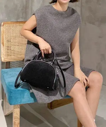 Donoban 아키론 콜라보 2way 보아 라운드 보스턴 BAG 블랙