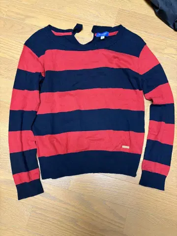 BLUE LABEL CRESTBRIDGE 니트 스웨터