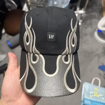GAP 이지 콜라보 캡