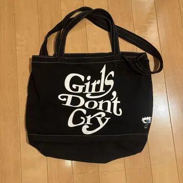 Girls Don't Cry 토트백 블랙