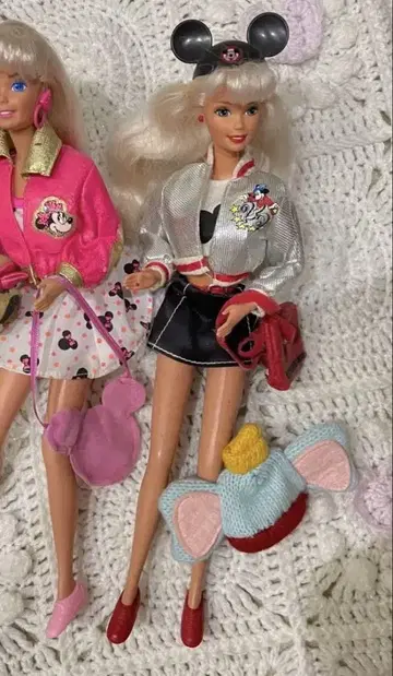 [ 변덕스러운 세일 ] 빈티지 바비 Disney 콜라보 *실버