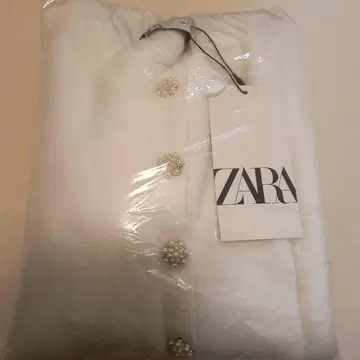 ZARA 미사용 새상품 택 포함 펄 버튼 비쥬 화이트 가디건 L 사이즈