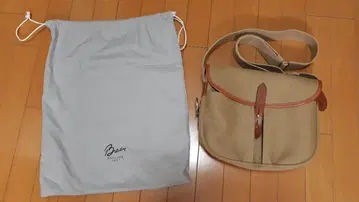 브래디 베이지 숄더백 수납 봉투 포함
