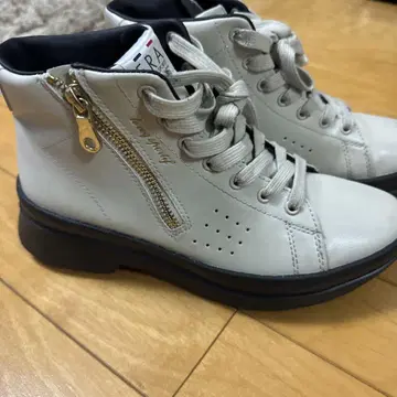 르꼬끄 스포르티브 베이지 하이컷 부츠 사이드 지퍼 24cm