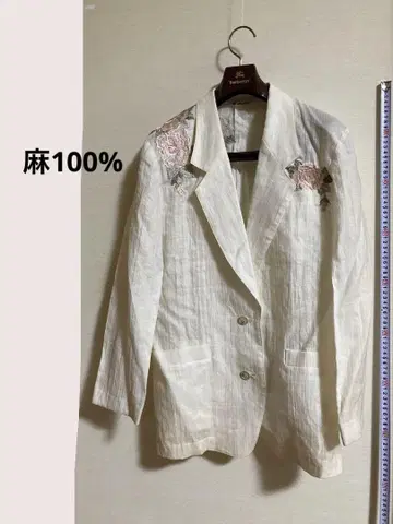 린넨 100% 자수 포함 화이트 테일러드 자켓