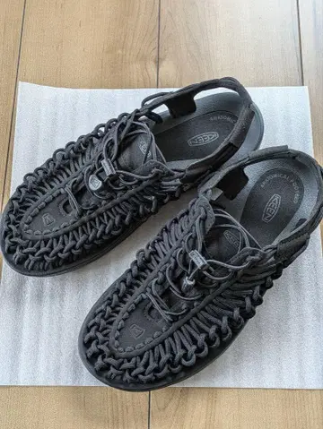 KEEN 샌들 UNEEK 유니크 블랙 26